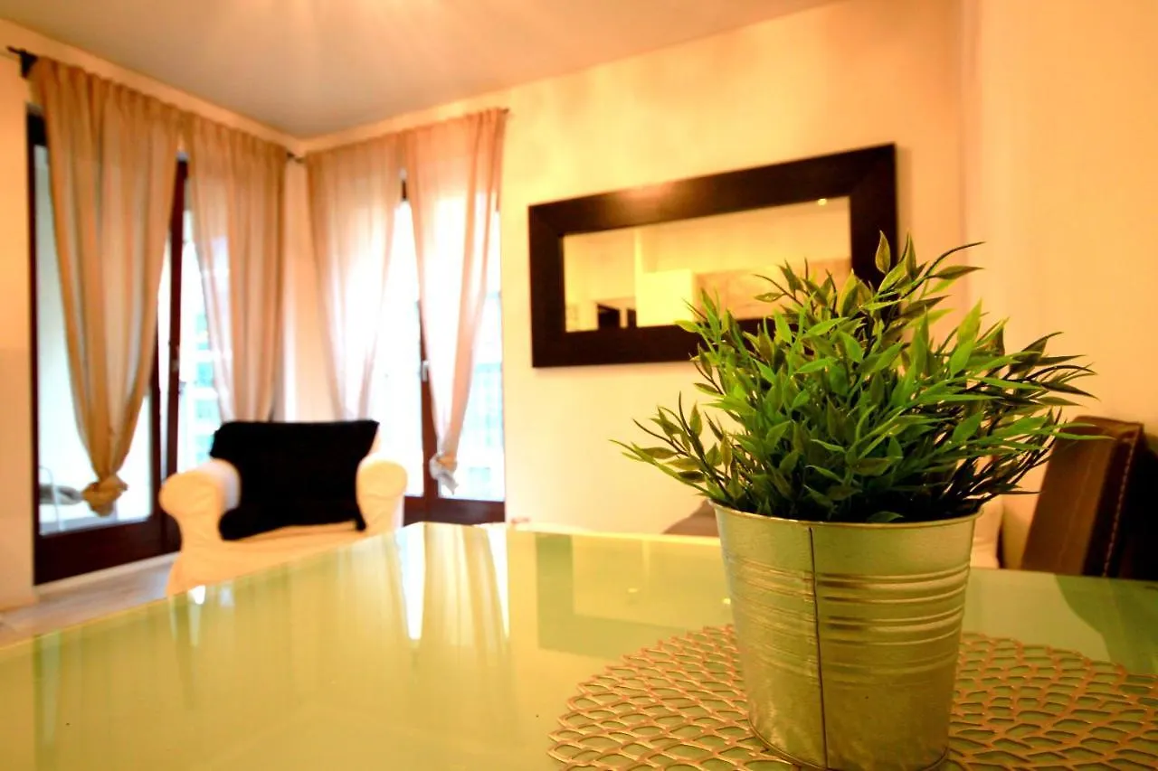 Muranow Residence Warsaw Apartment